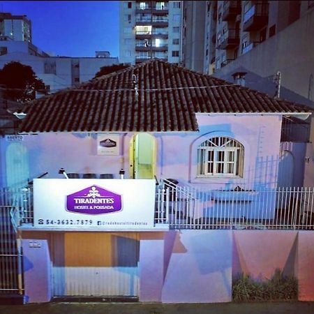 Hostel E Pousada Tiradentes 774 Passo Fundo Ngoại thất bức ảnh