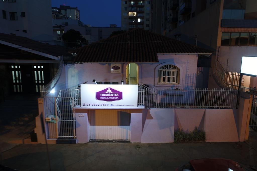 Hostel E Pousada Tiradentes 774 Passo Fundo Ngoại thất bức ảnh